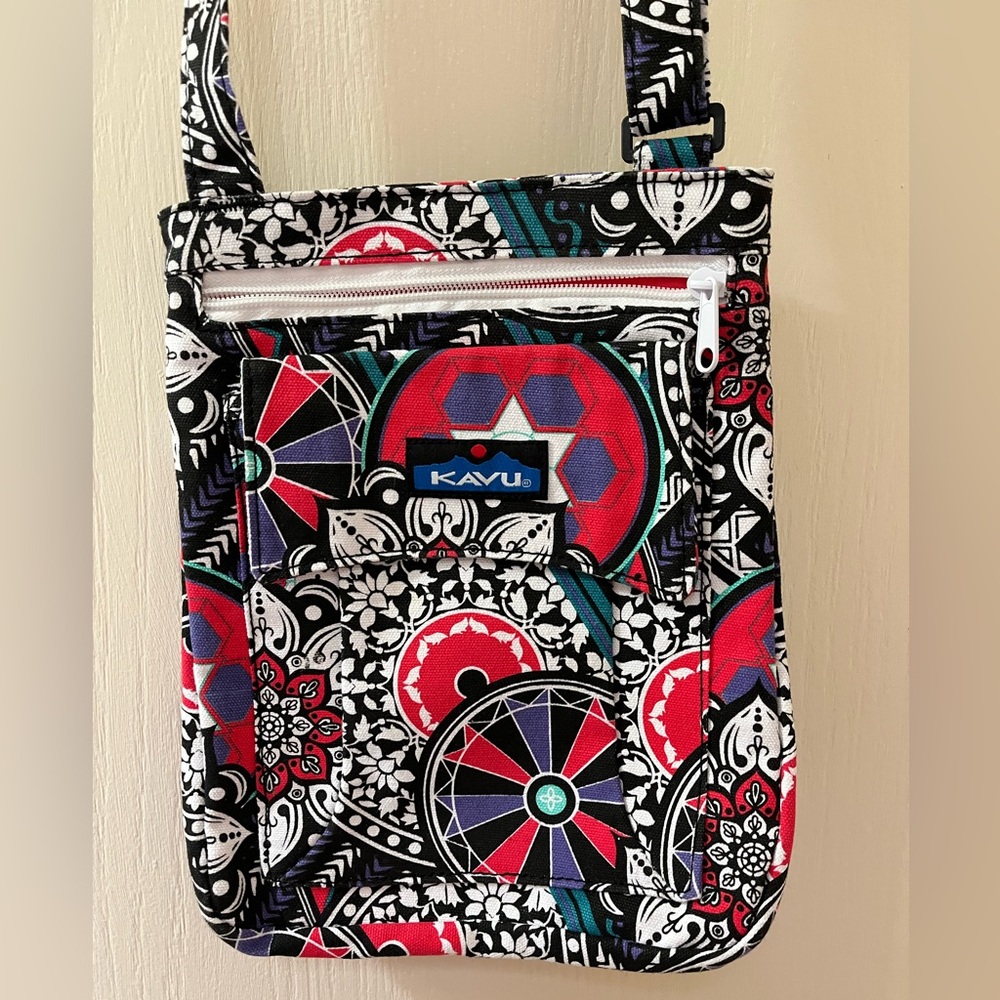 Kavu Keeper Crossbody Purse